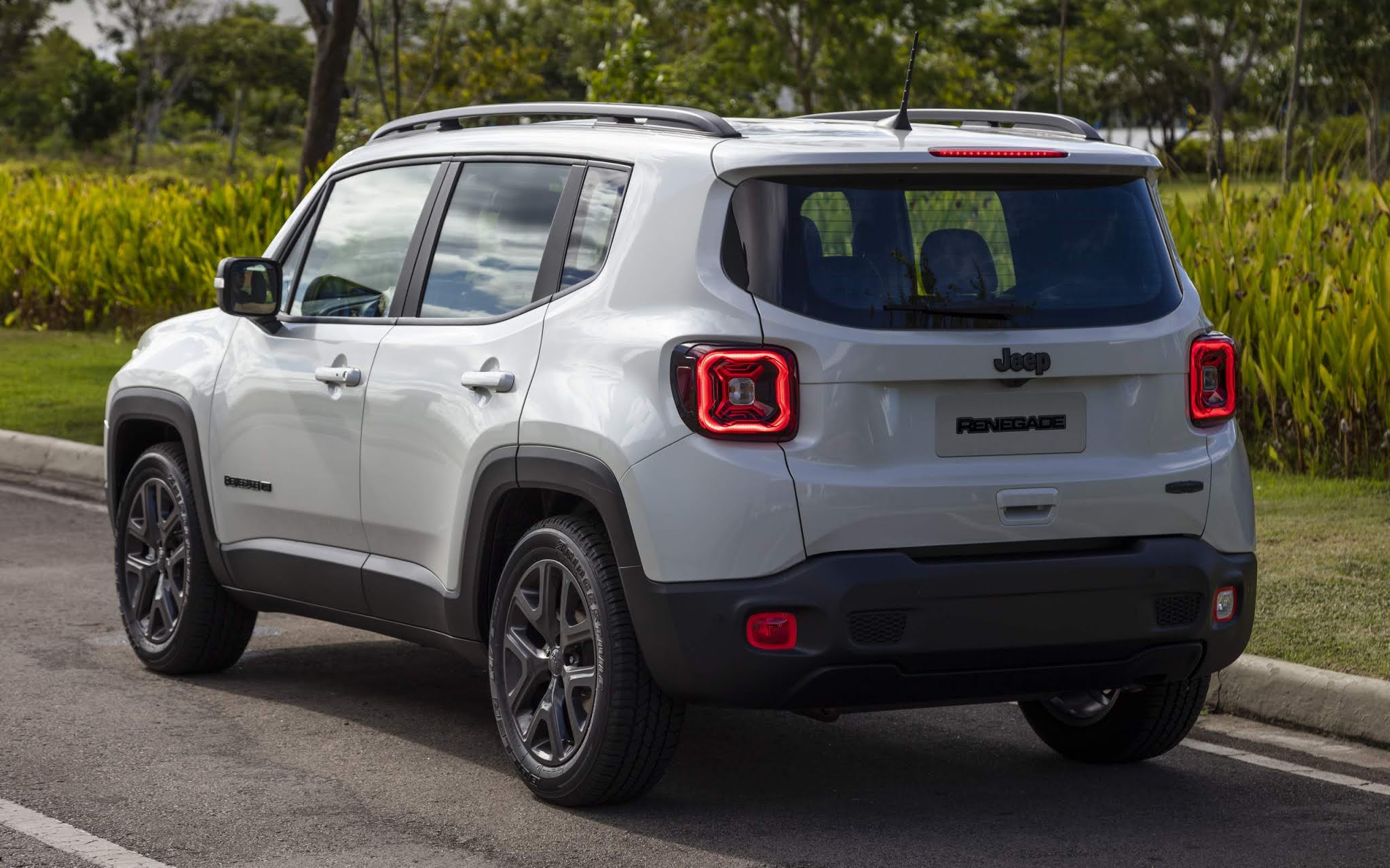 Genesis apresenta o GV70: SUV para enfrentar o Audi Q5